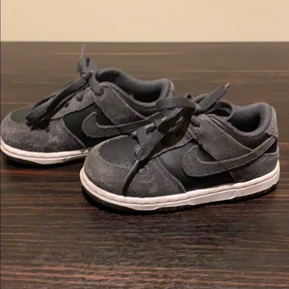 Nike dunk low dunks gray suede black 8C